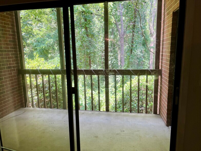 Nothing behind you but peaceful woodlands - 117 Turtle Creek Rd