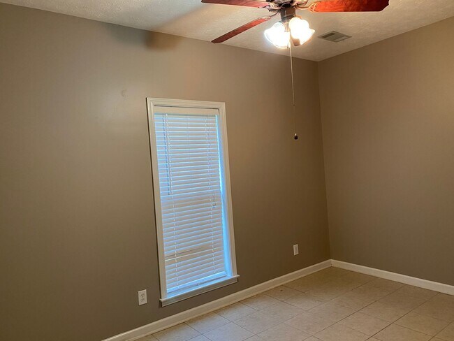 Building Photo - Highland Ridge Neighborhood in Prattville