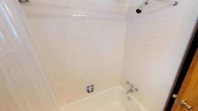 Building Photo - 4103 S 38th W Ave
