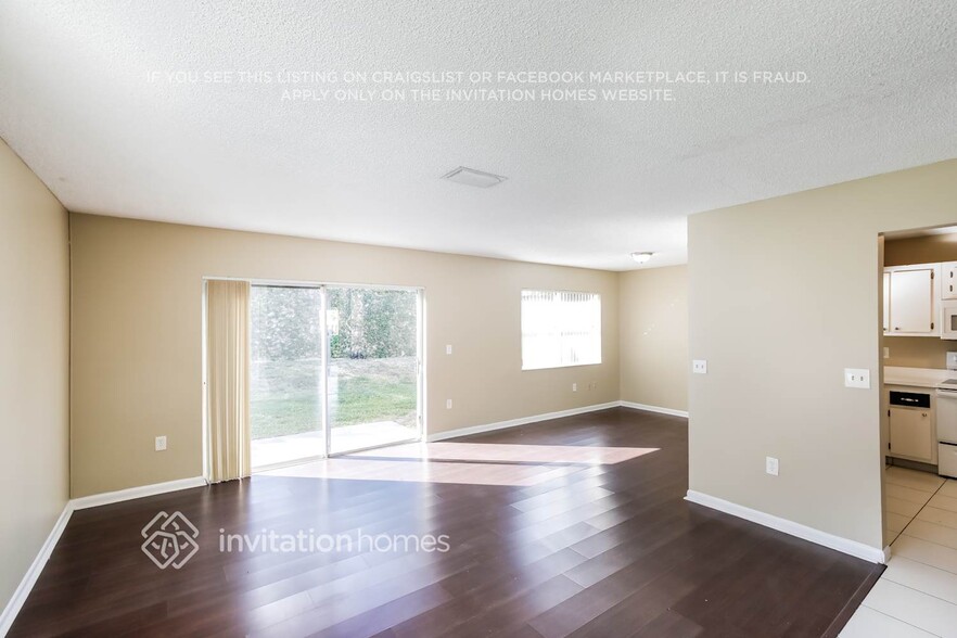 Building Photo - 4201 NW 120th Ln