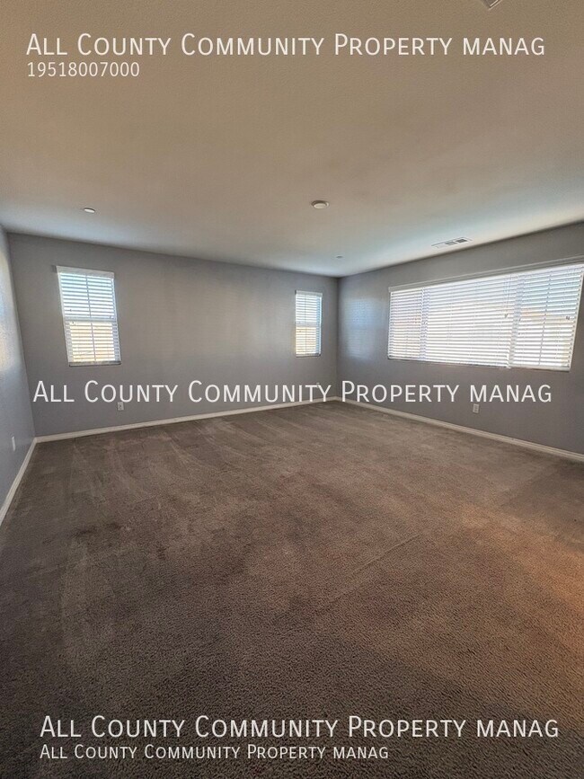 Building Photo - 29892 Glacier Bay Dr