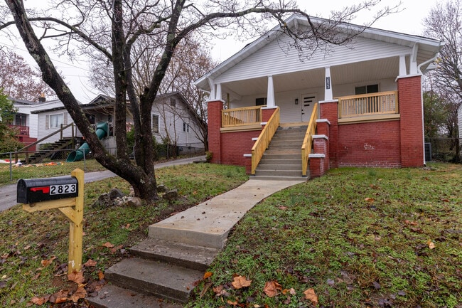 Building Photo - 2823 Browning Ave