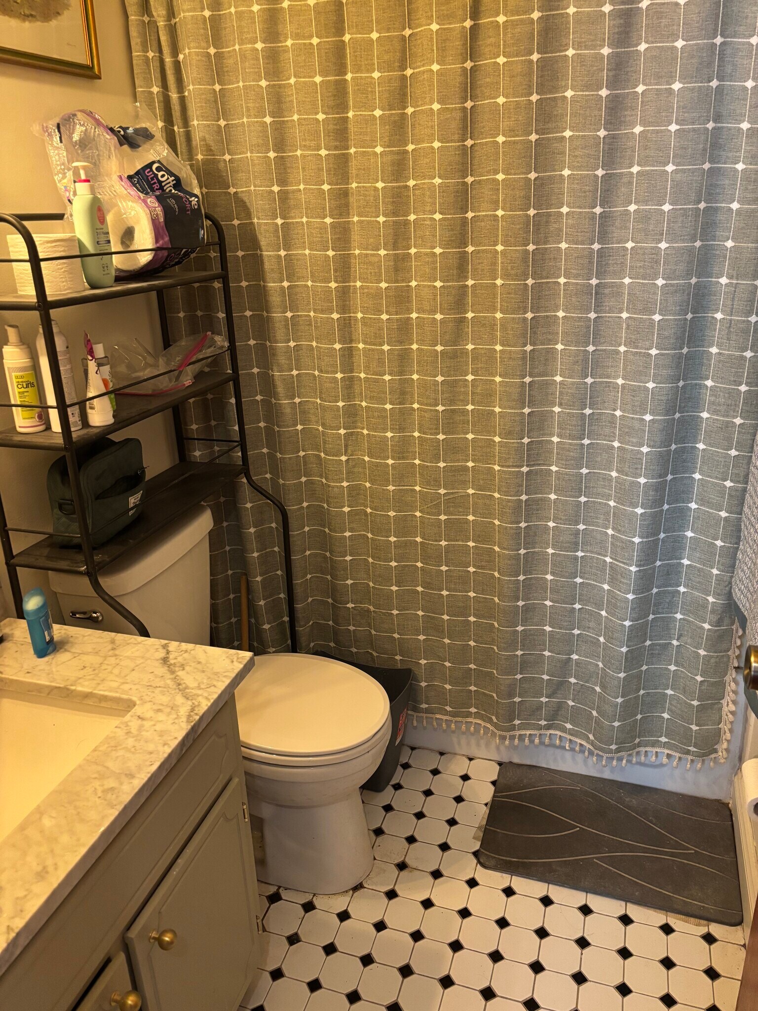 Bathroom - 701 Ferndale Ct