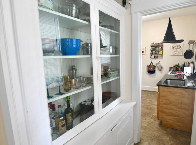 Butlers Pantry in hall by Kitchen - 2027 Baringer Ave