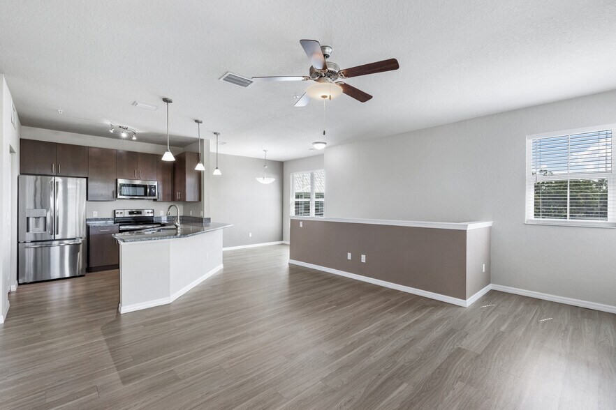 The Bergamot / Apartments on 780 4837 Fruitville Rd Sarasota FL 34232