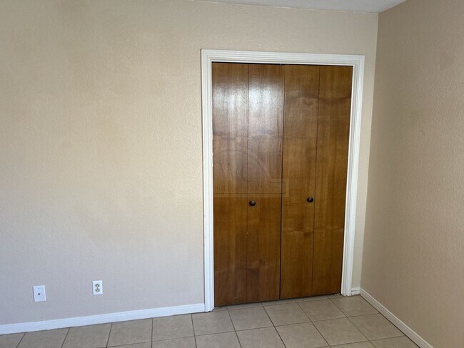 Building Photo - 101 Nancy Dr