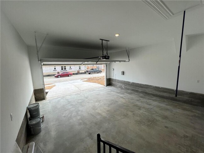 Building Photo - 10412 Spanish Jennet Wy