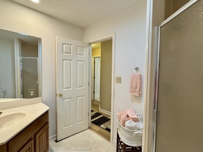 Building Photo - 124 Agoli Way