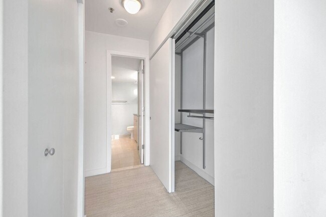 Building Photo - Fantastic Penthouse in Downtown Bethesda w...