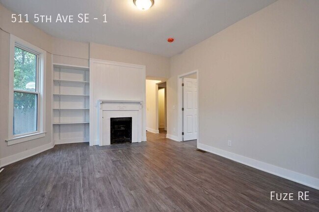 Building Photo - 511 5th Ave SE