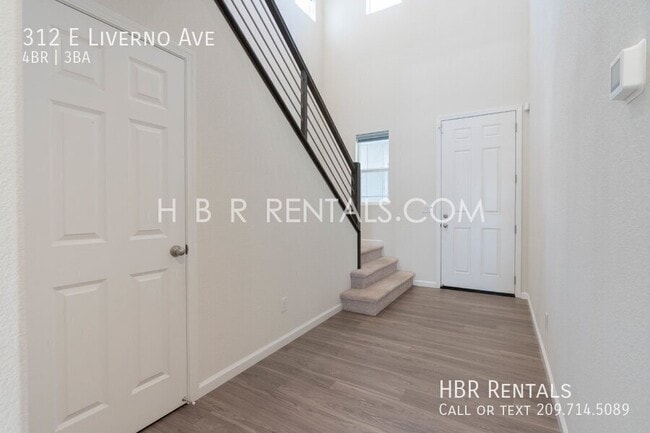 Building Photo - 312 E Liverno Ave