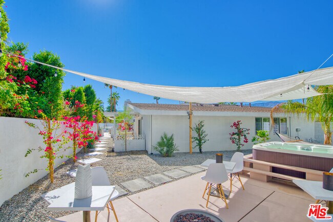 Building Photo - 36422 Sandsal Cir