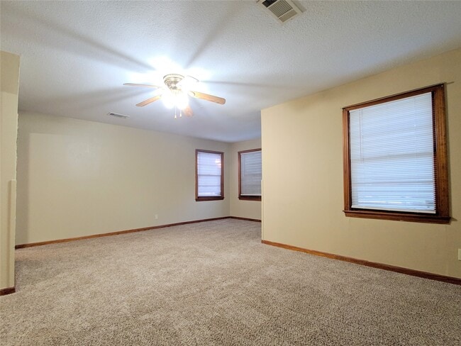 Building Photo - 1717 Hawthorne St