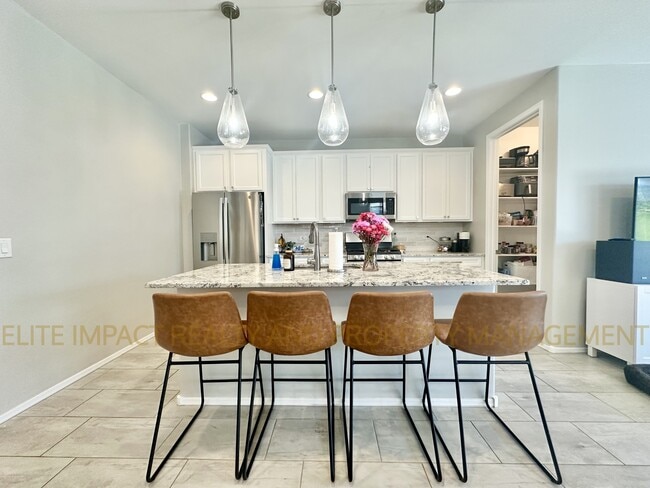 Building Photo - 6715 E Via Arroyo Azul