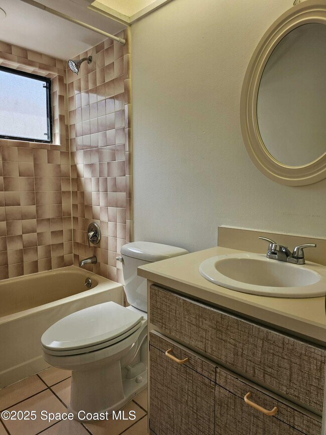 Building Photo - 391 Cypress Point Dr