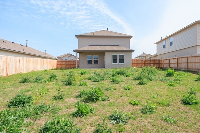 Building Photo - Like New Home In The Preserve at Medina!!!
