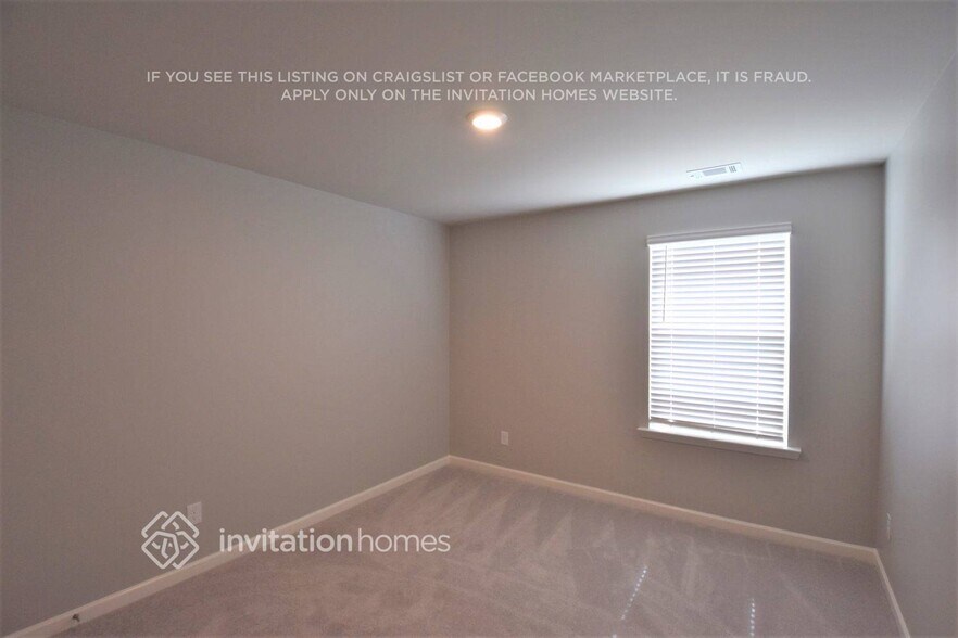 Building Photo - 352 Amsterdam Way