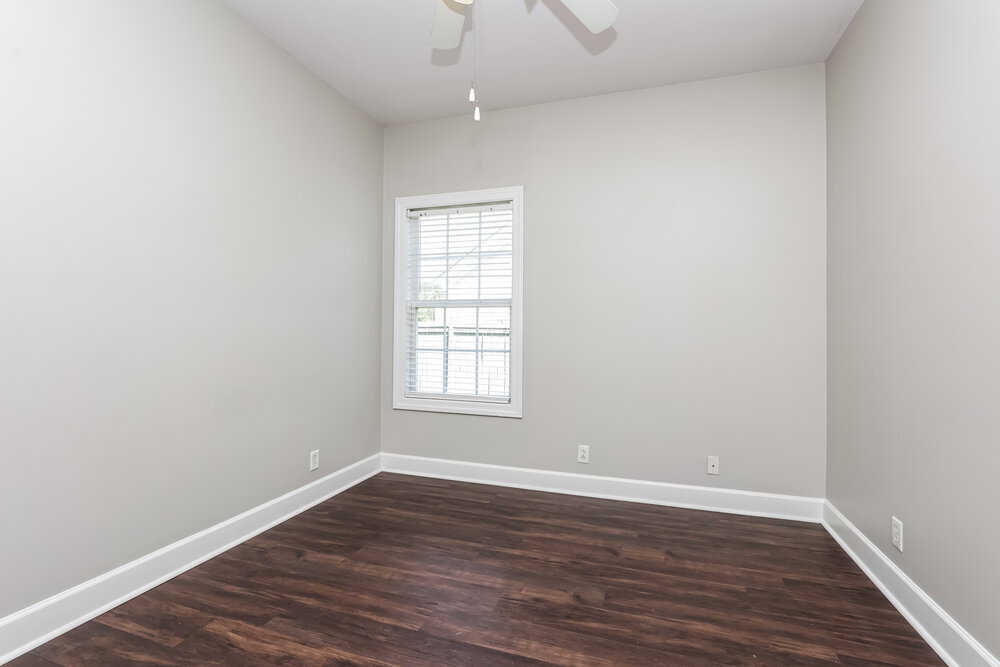 Building Photo - 1811 Potters Ct