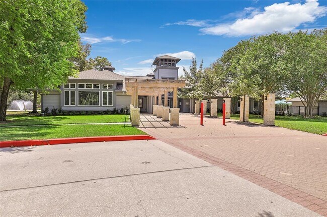 Building Photo - 13810 Birney Point Ln