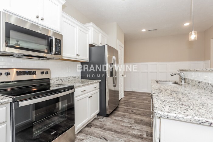 Building Photo - 2516 Lightbend Dr