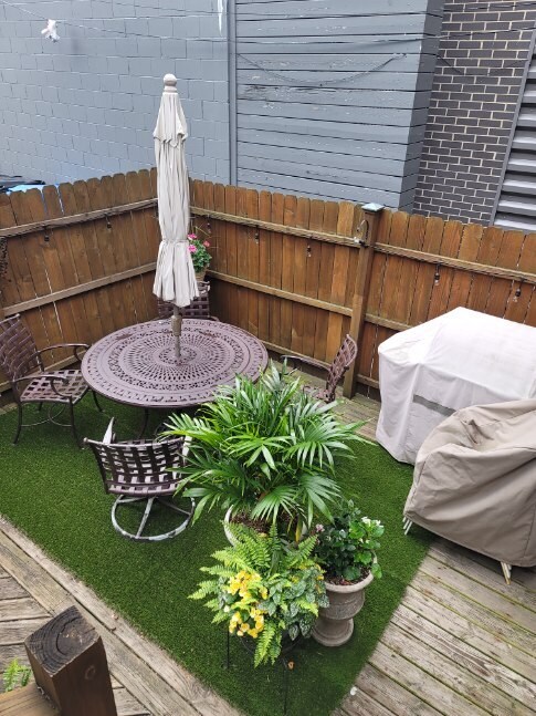 Building Photo - 1255 N Honore St