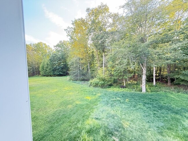 Building Photo - 3145 Pine Valley Way