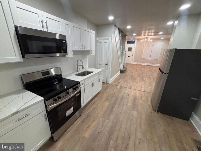 Building Photo - 3023 Redner St