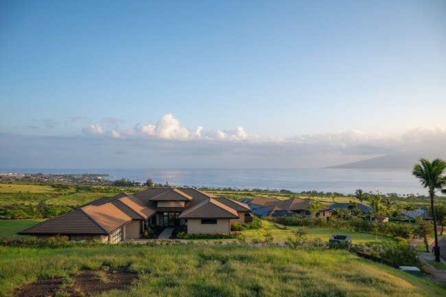 Building Photo - 604 Anapuni Lp