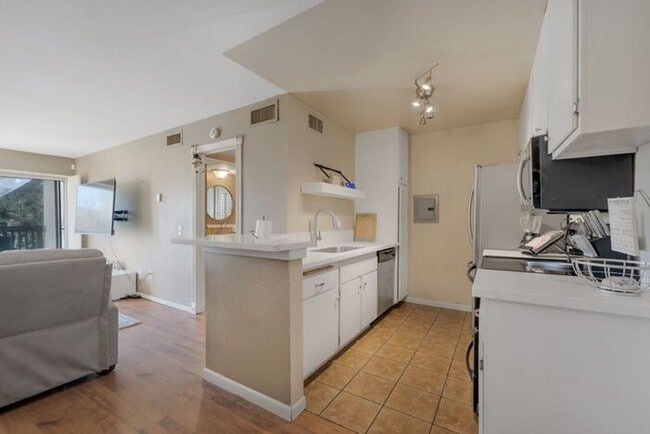 Primary Photo - Looking for more space, more calm, and a lifestyle upgrade with move in specials nestled around e...