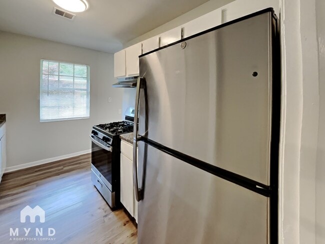 Building Photo - 4053 Doster St SW