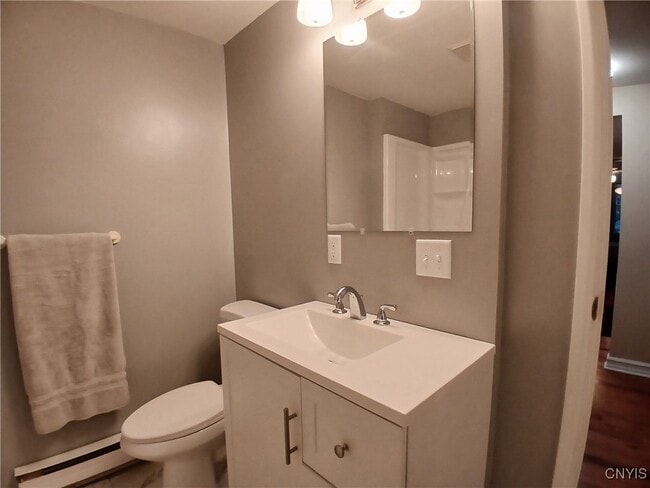 Building Photo - 494 Idlewood Blvd