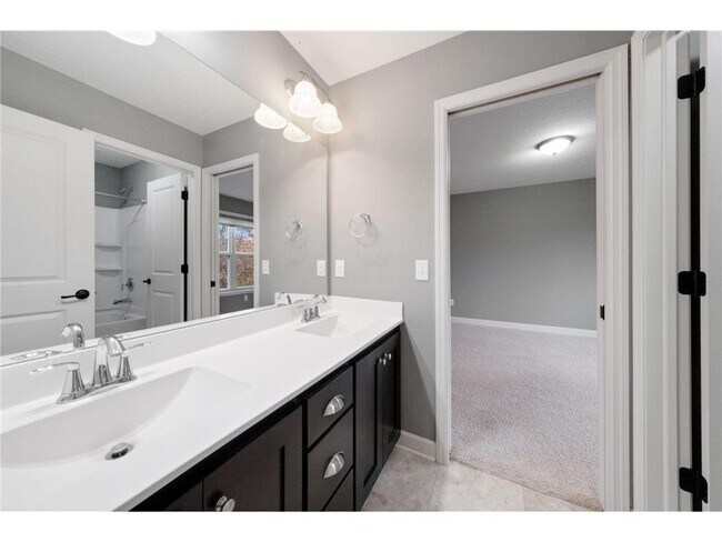 Building Photo - 16810 51st Pl N