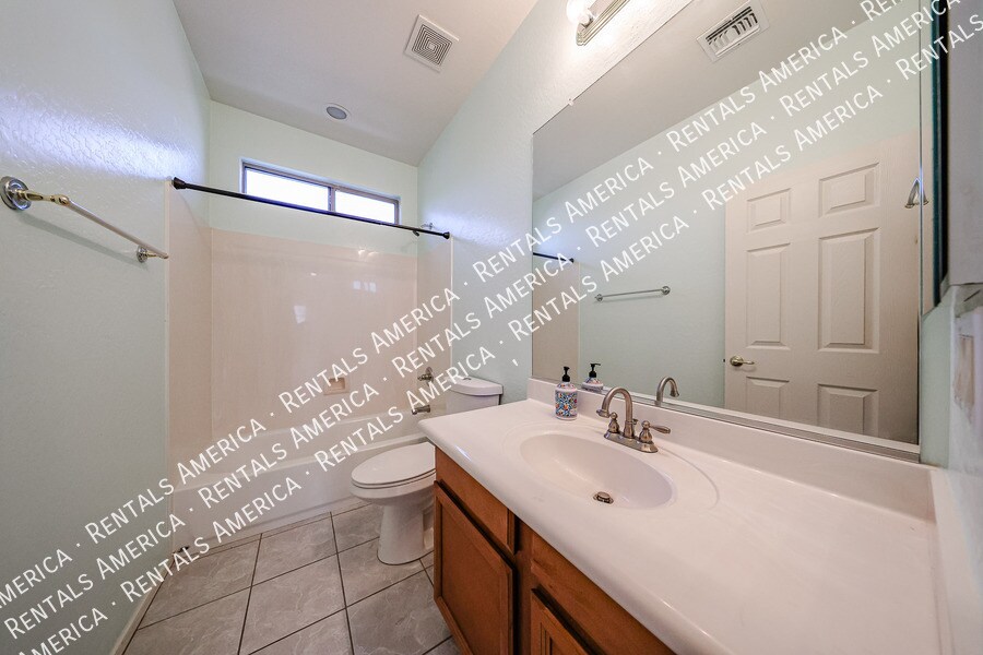 Building Photo - 4429 W Paseo Way