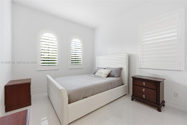 Building Photo - 9220 Meridian Dr N