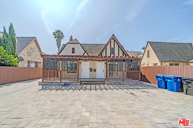 Building Photo - 5430 Monroe St