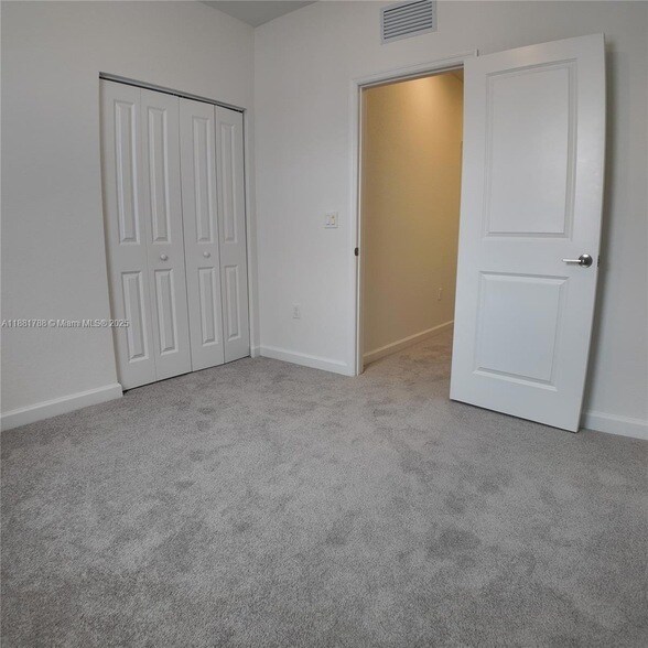 Building Photo - 35761 SW 178th Ct