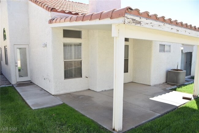 Building Photo - 5453 Desert Valley Dr
