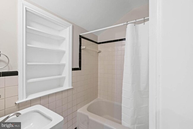 Building Photo - 5321 Allandale Rd