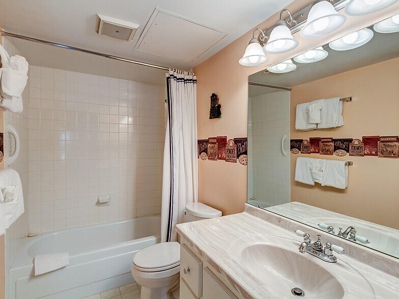 2nd Bath - 700 Snowberry Ln