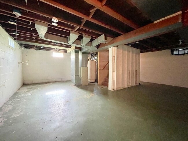 Building Photo - Two Bedroom Home in Muskegon