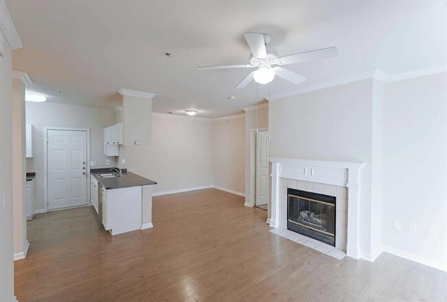 Building Photo - 10505 S I-35 Frontage Rd