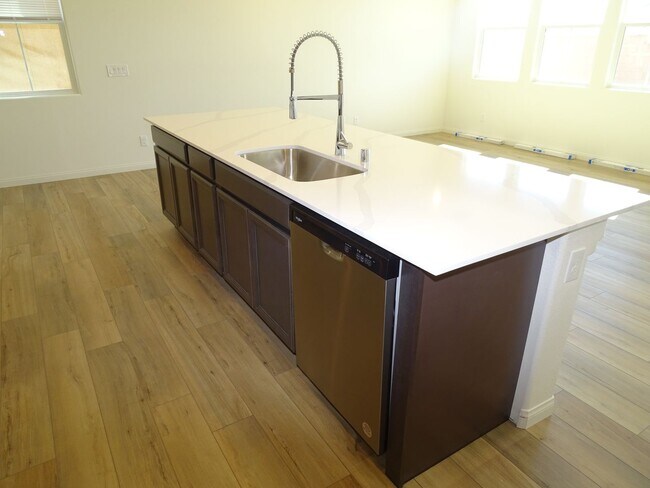 Building Photo - 2929 Gallarate Dr