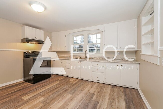 Building Photo - 2943 Broadbay Dr