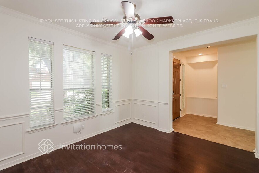 Building Photo - 1331 Blackheath Ct