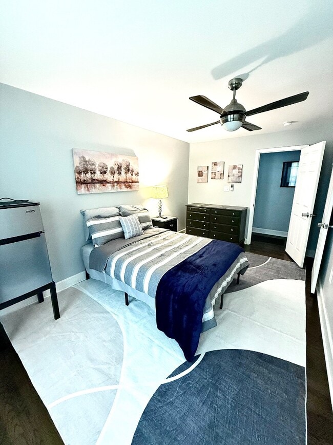 Building Photo - 4456 Ridgevalley Dr