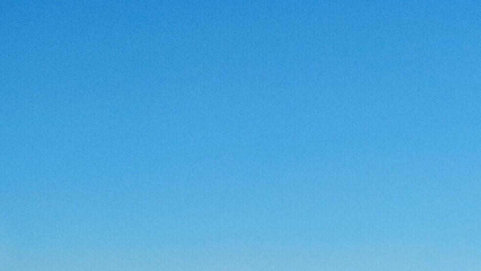 Clear Sky Views - 112 E 25th Ave