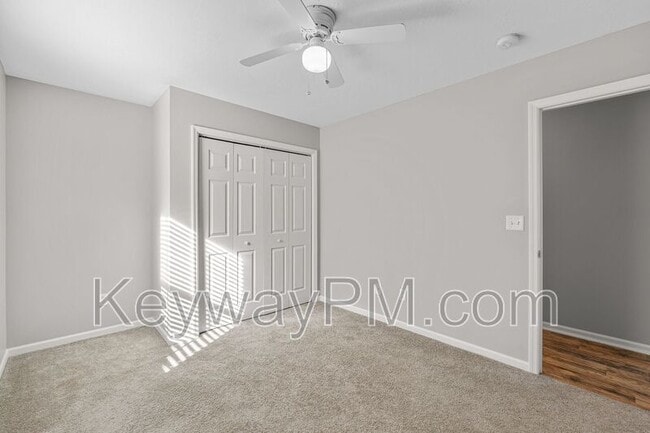 Building Photo - 110 Fox Haven Dr