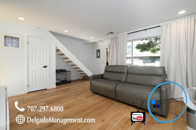 Building Photo - Benicia 2 bedroom condo