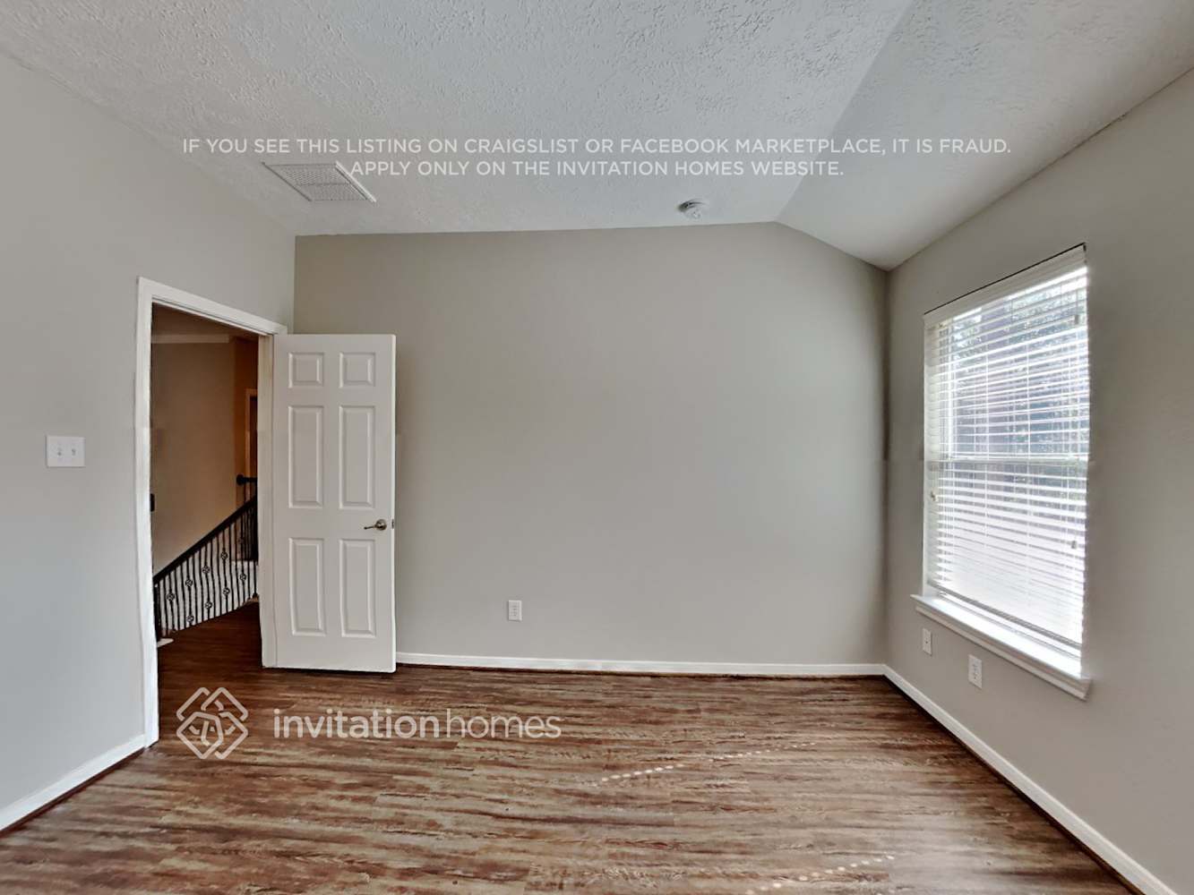 Building Photo - 38 N Spinning Wheel Cir