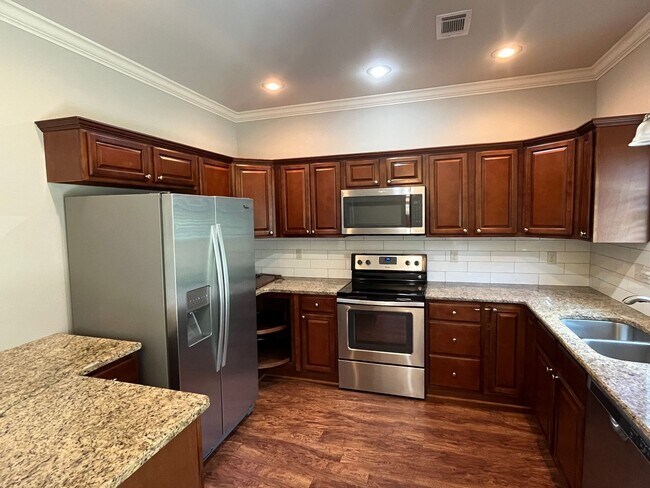 Building Photo - 5 Bluefish Ct